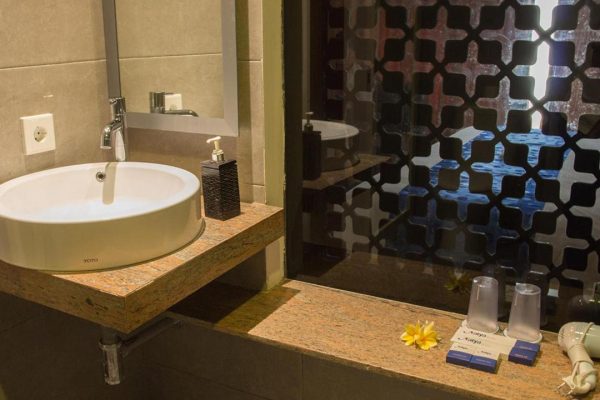 natya-hotel-kuta-deluxe-room-6